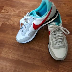 Nike Sneakers